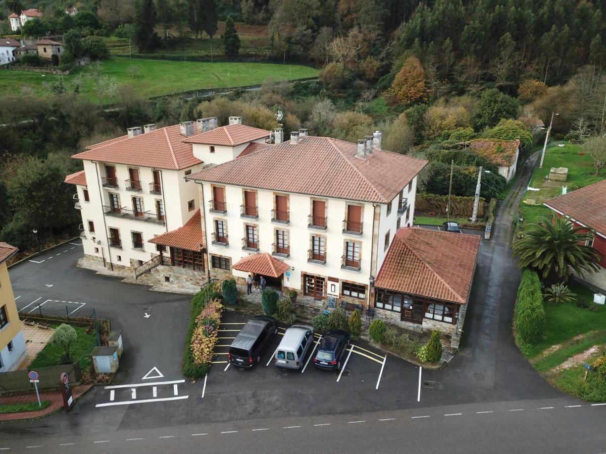 Hotel Valle Las Luinas Soto de Luina Ngoại thất bức ảnh