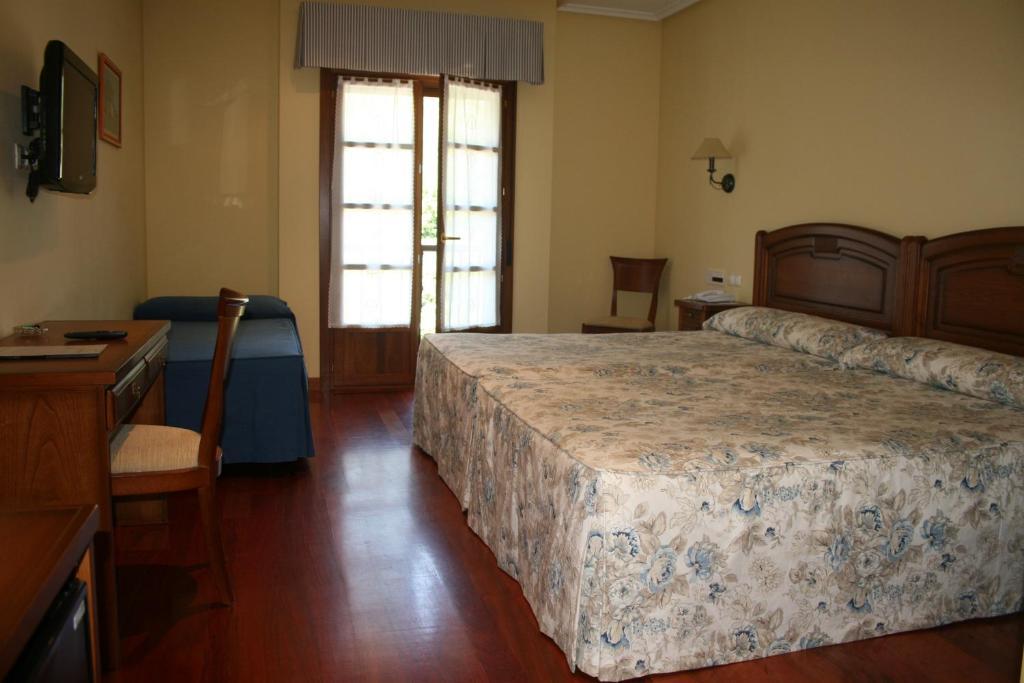 Hotel Valle Las Luinas Soto de Luina Phòng bức ảnh