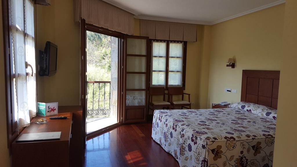 Hotel Valle Las Luinas Soto de Luina Ngoại thất bức ảnh