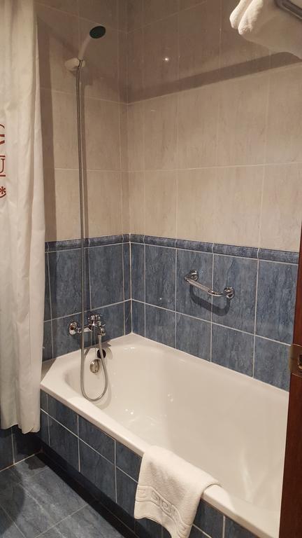 Hotel Valle Las Luinas Soto de Luina Ngoại thất bức ảnh