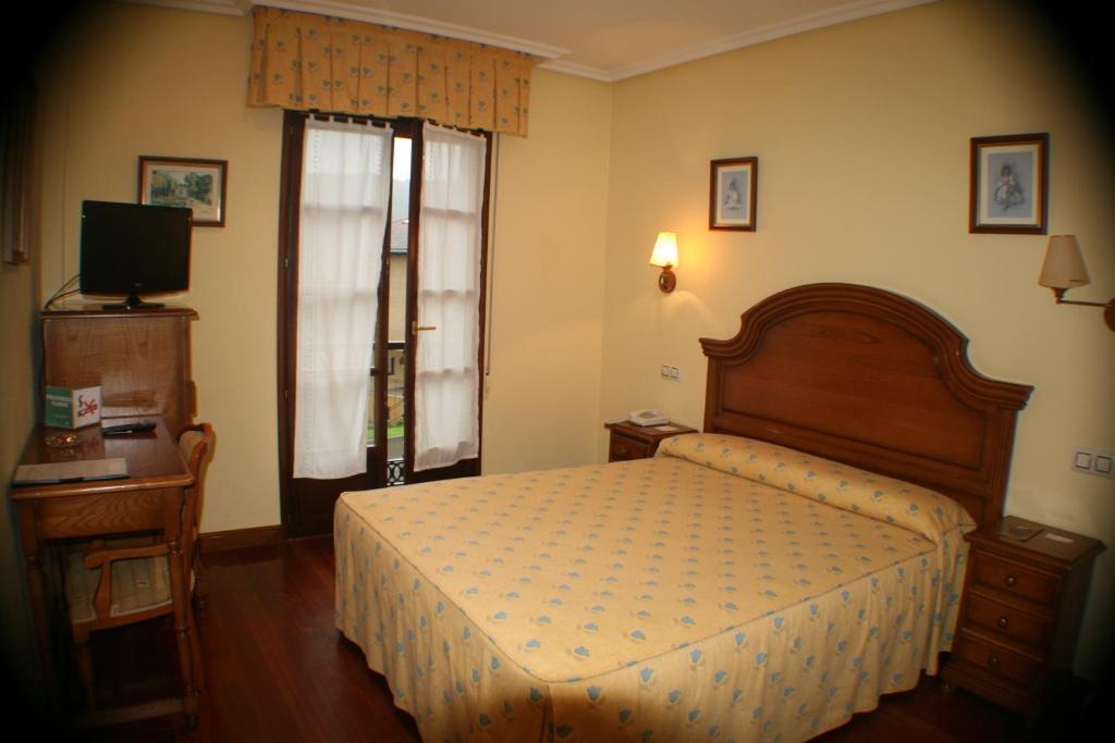 Hotel Valle Las Luinas Soto de Luina Phòng bức ảnh